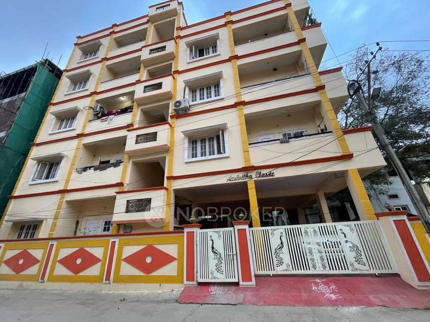 4+ BHK Flat In Bulding For Sale  In Jeedimetla