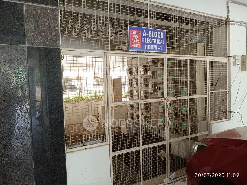 4 BHK Flat In Vaishnavi Oasis For Sale  In Bandlaguda Jagir, Hyderabad