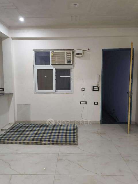 1 BHK Flat In Standalone Building	 for Rent  In  Sector 16a
