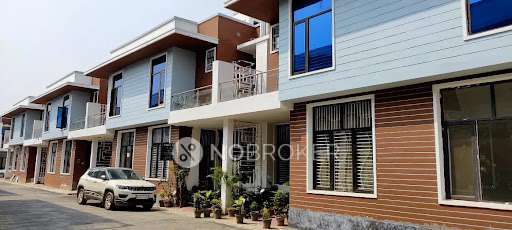 2 BHK House for Rent  In Ajnara Homes