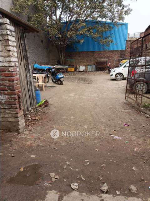 Commercial Property in Karkhana Bagh, Faridabad for sale 