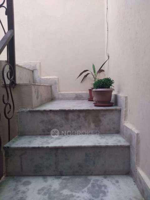 1 BHK Flat In Apartment For Sale  In Dwarka