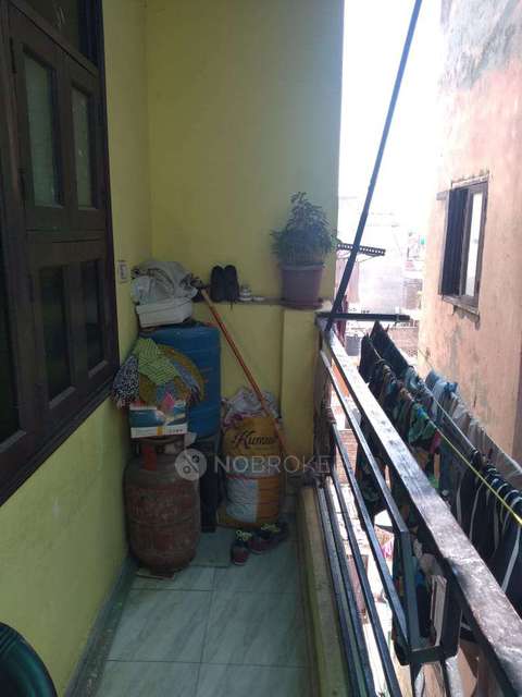 1 BHK Flat In Apartment For Sale  In Dwarka