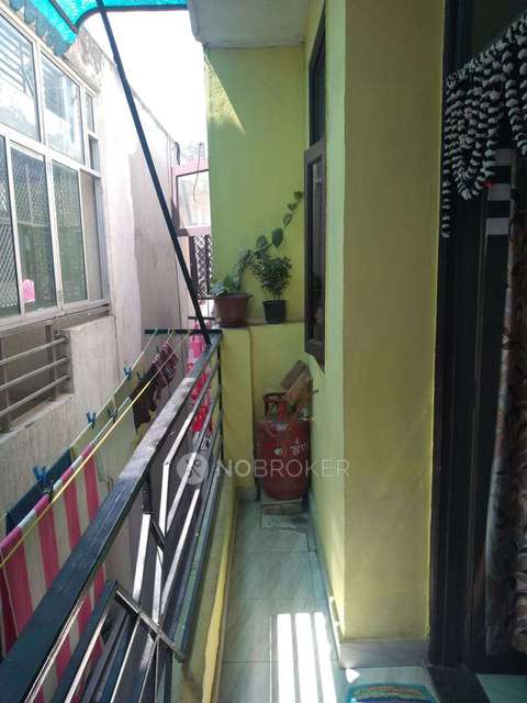 1 BHK Flat In Apartment For Sale  In Dwarka