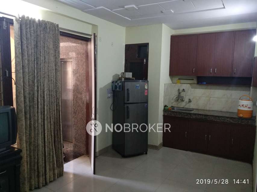2 BHK Flat In Wellking Estate For Sale  In Patparganj Village
