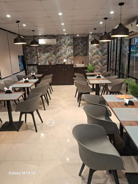Restaurant/Cafe in Nehru Nagar, Chennai for sale 