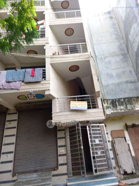 1 RK Flat for Rent  In Mayur Vihar