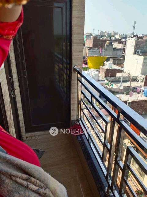 4+ BHK Flat For Sale  In Dheeraj Nagar