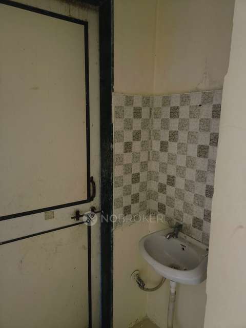 1 BHK Flat In Bhadre Park For Sale  In Uttam Nagar