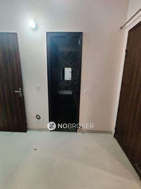 4+ BHK Flat For Sale  In Sector 42