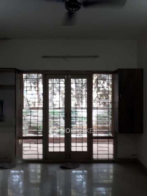 3 BHK Flat In Solitaire Residency Hennur Road For Sale  In Byrathi
