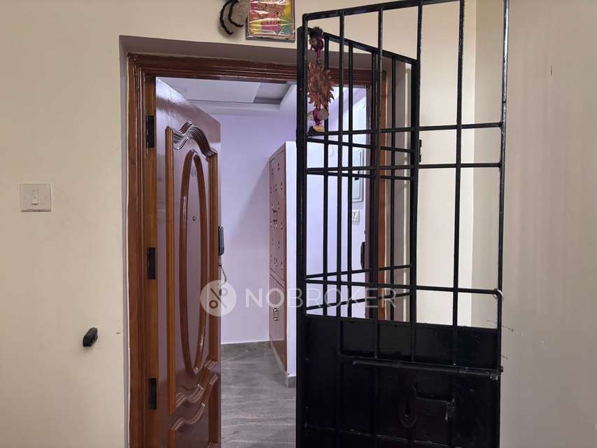 2 BHK Flat In Ekathantha Appartment Alwar Thirunagar for Lease  In Alwartirunagar