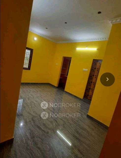2 BHK House for Rent  In 45p3+393, Lakshmi Amman Nagar, Oragadam, Chennai, Tamil Nadu 600062, India