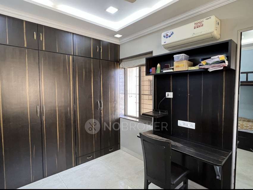 2 BHK Flat In Rushabh Tower for Rent  In Sewri