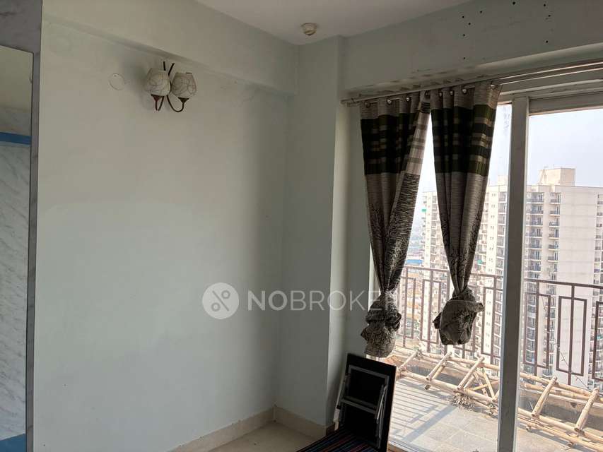 2 BHK Flat In Signature Global The Roselia for Rent  In Sector 95a