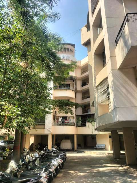 2 BHK Flat In Shree Laxmi Classic for Rent  In  Hadapsar, Pune