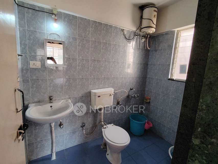 2 BHK Flat In Shree Laxmi Classic for Rent  In  Hadapsar, Pune