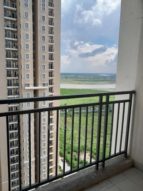 2 BHK Flat In Eldeco The Greens For Sale  In Sector 150