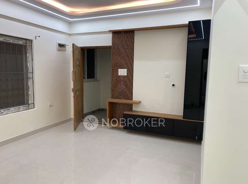 2 BHK Flat In Snr Safa Square for Rent  In Sree Narayana Nagar
