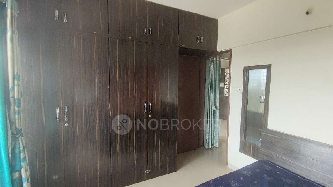 1 BHK Flat In Grand Bay for Rent  In Manjri Bk