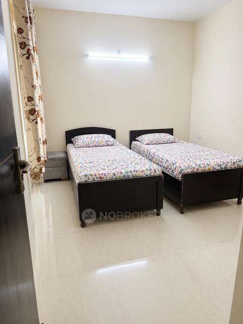 Shared Room for Female In 3 BHK  In Paramount Floraville In Sector137