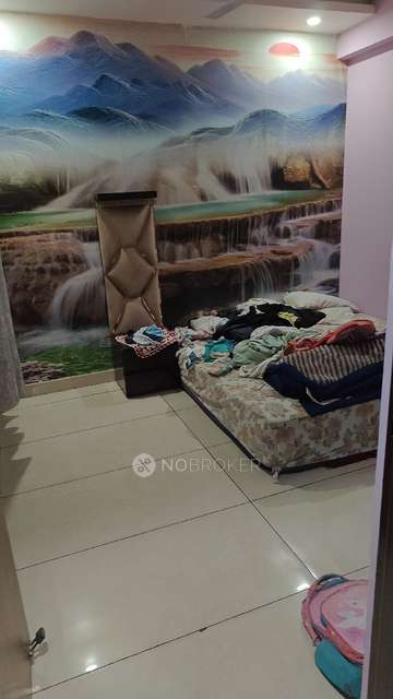Single Room for Female In 3 BHK  In Vihaan Galaxy In Ecotech Iii