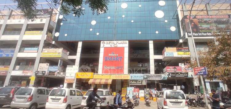 Shop in Beta I, Greater_noida for sale 
