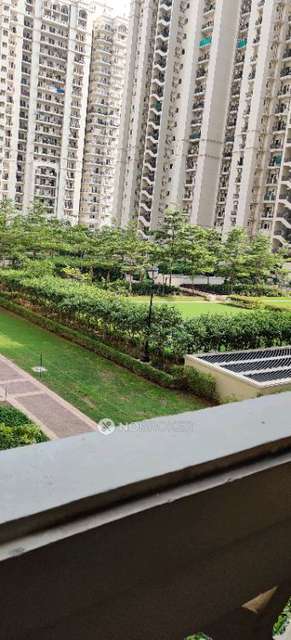3 BHK Flat In Dlf Capital Green Moti Nagar For Sale  In  Moti Nagar