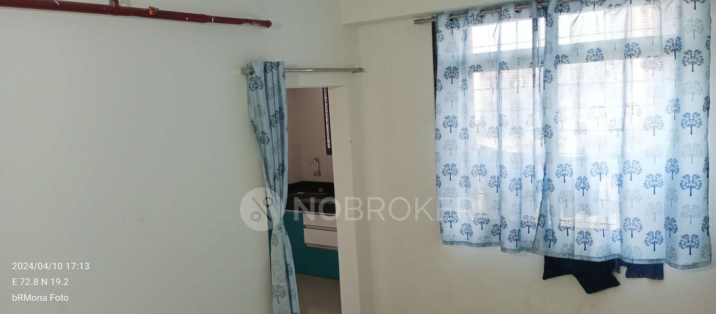 1 BHK Flat In Sarova Complex G Wing Tower for Rent  In Swarajya Complex Co-op Housing Society Limited