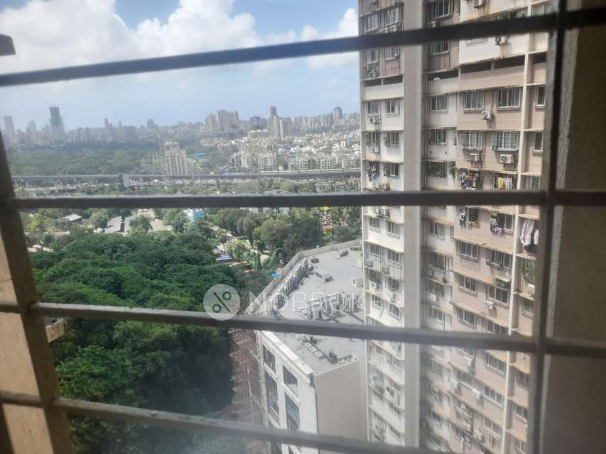 1 BHK Flat In Sarova Complex G Wing Tower for Rent  In Swarajya Co-op Hsg Soc