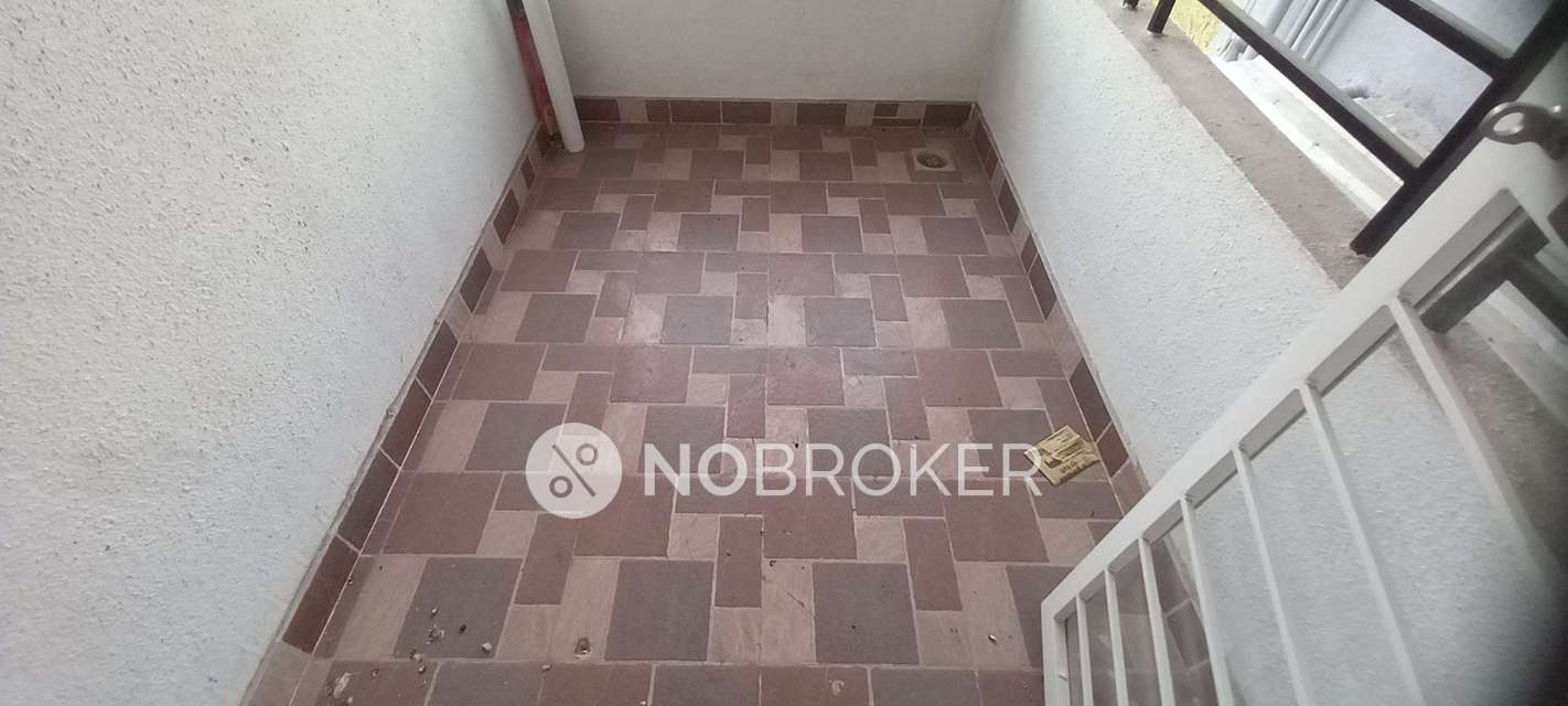 2 BHK Flat In Tanish Park For Sale  In Charholi Budruk