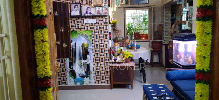 1 BHK Flat In Kumara Guru Flats, Sithalapakkam For Sale  In Sgr Mahal Ac Marriage Hall In Medavakkam, Chennai