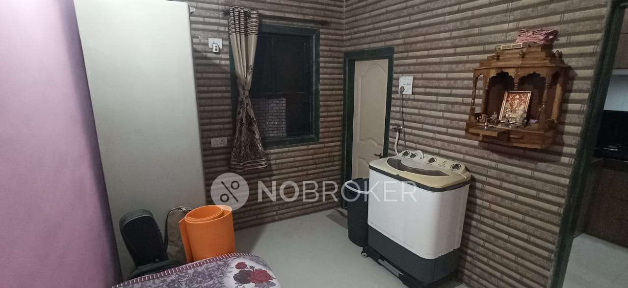 1 RK Flat In Nav Sargam Chs, Kalwa For Sale  In Kalwa