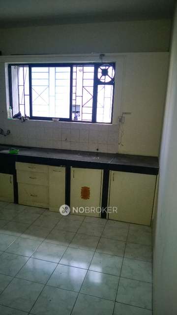 2 BHK Flat In Nirmiti Rahul Complex, Karvenagar for Rent  In Karvenagar