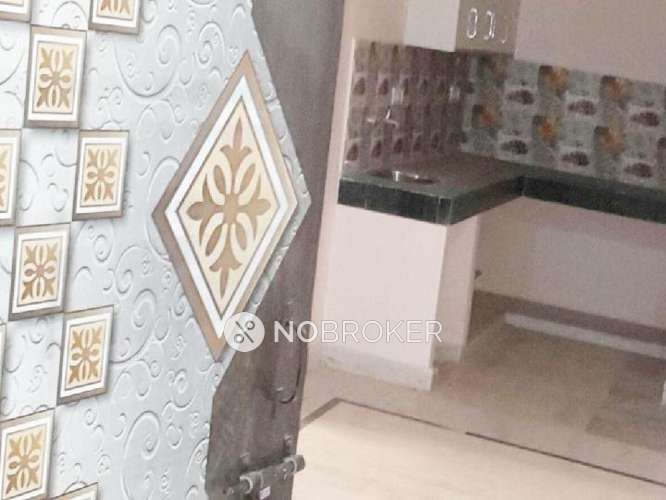 1 BHK Flat for Rent  In Sector 12