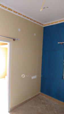 2 BHK Flat In Hale Devasandra for Rent  In Krishnarajapura