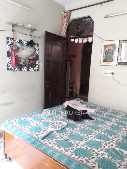 1 BHK Flat In Standalone Building  For Sale  In Krishna Nagar