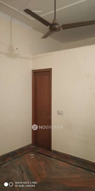 2 BHK Flat for Rent  In Chhatarpur