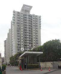 4 BHK Flat In Dlf The Icon for Rent  In Sector-43