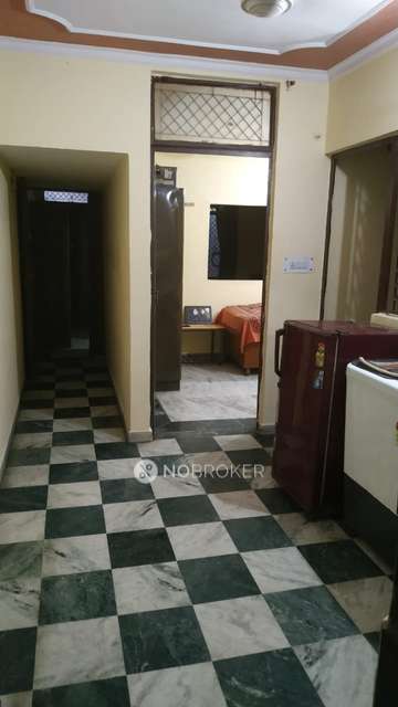 1 BHK Flat for Rent  In Kalkaji