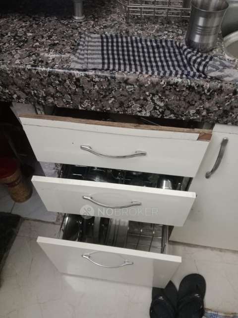 1 RK Flat In Sonu Babu Power Chal For Sale  In Chakala, Andheri East