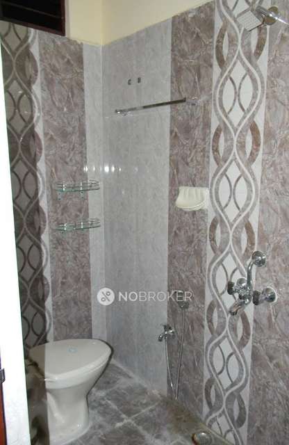 2 BHK Flat In Manzil Plaza For Sale  In Humayun Nagar