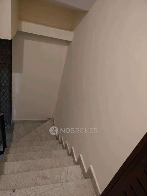 3 BHK Flat In Skyway Apartments For Sale  In Mehrauli