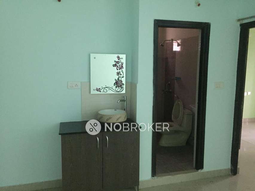 2 BHK Flat In Cottage Green Apartments For Sale  In Kondapur