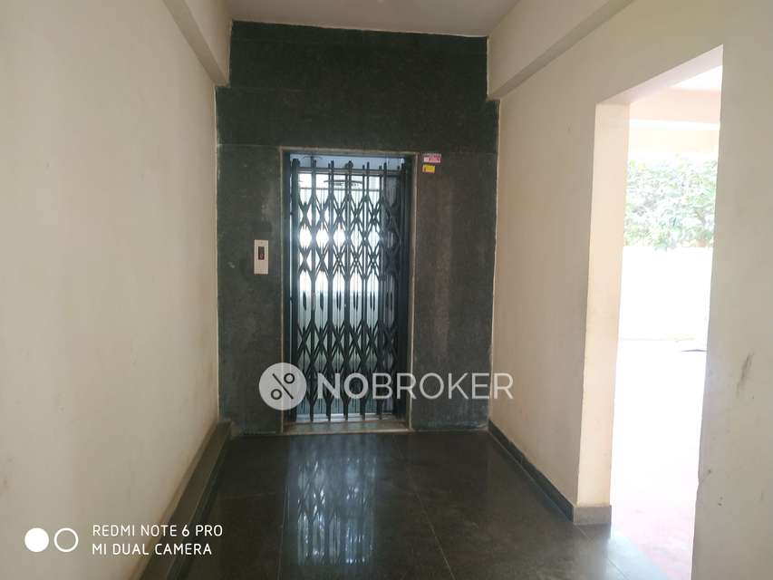 2 BHK Flat In Cottage Green Apartments For Sale  In Kondapur