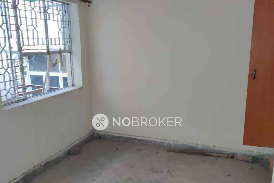 1 RK Flat In Akashdarshan Apartments for Rent  In Patparganj