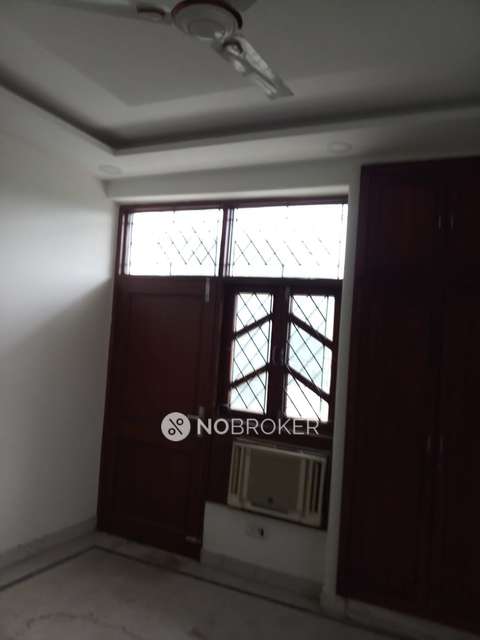 4 BHK Flat In Rama Vihar Rwa For Sale  In Anand Vihar