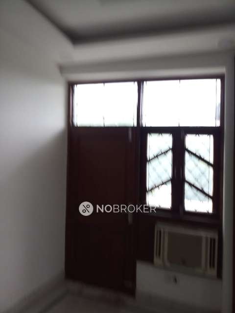 4 BHK Flat In Rama Vihar Rwa For Sale  In Anand Vihar