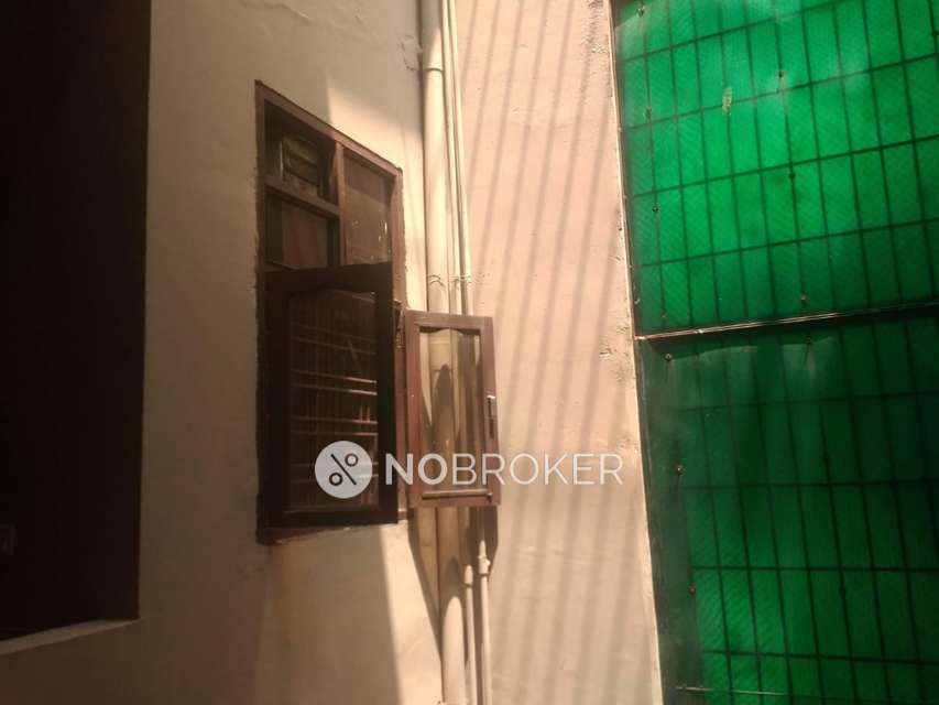 1 BHK House for Rent  In Sector 10a