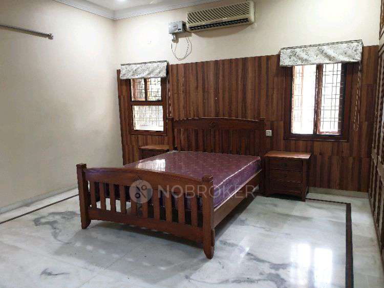 4+ BHK House for Rent  In Bowenpally